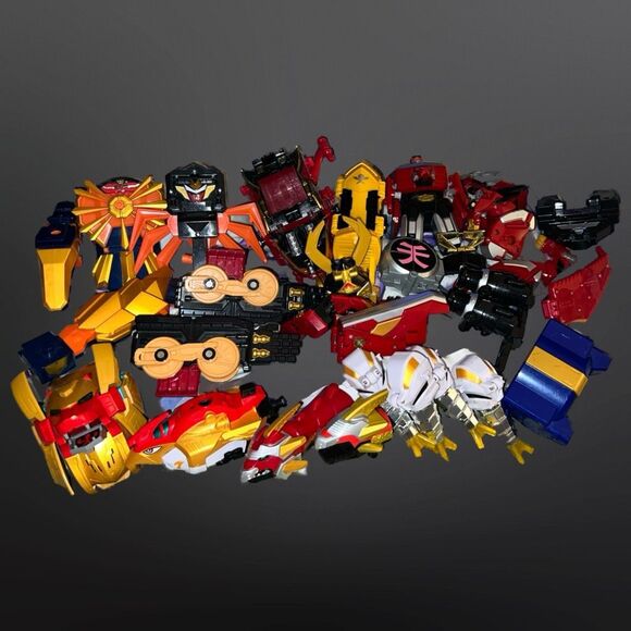5 lbs Bandai Power Ranger Robot Parts Megazord, Samurai, Claw Zord, Not Complete - Picture 1 of 7
